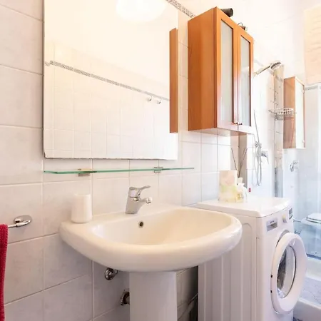 Garibaldi Two Bedrooms By Halldis * 米兰