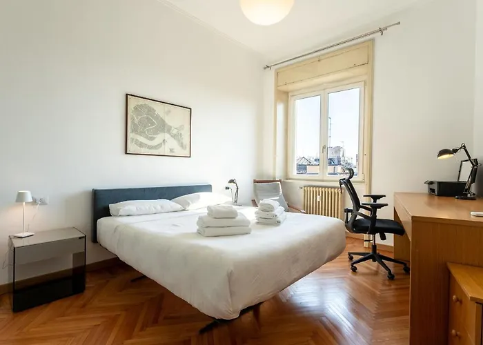 Garibaldi Two Bedrooms By Halldis Apartamento Milão