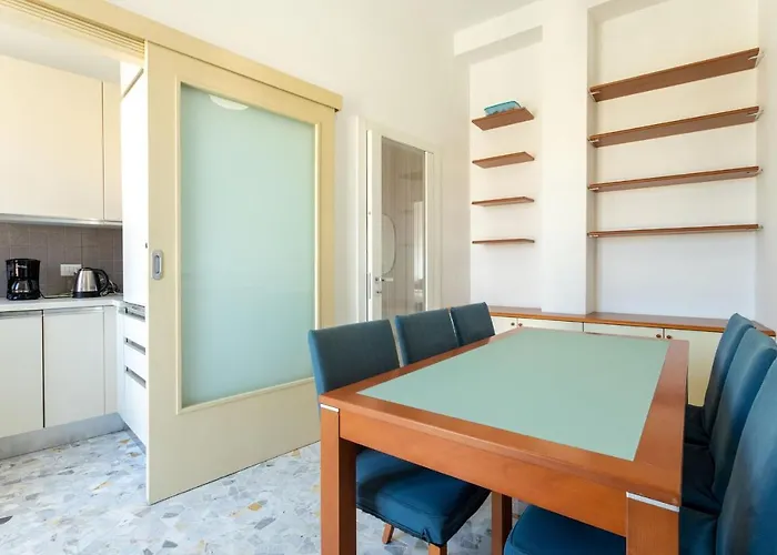 Garibaldi Two Bedrooms By Halldis Milão