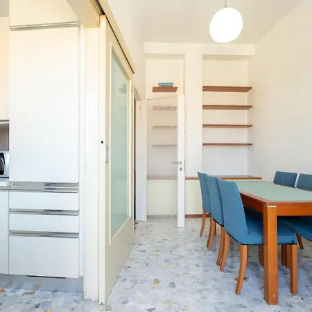 Garibaldi Two Bedrooms By Halldis Apartment